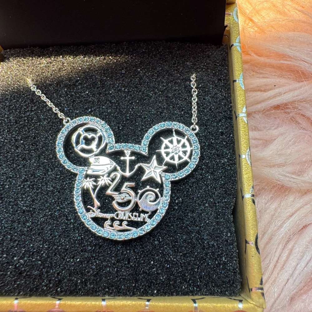 Disney Rebecca Hook 25th Anniversary Cruise 🚢 Line Limited Edition Necklace